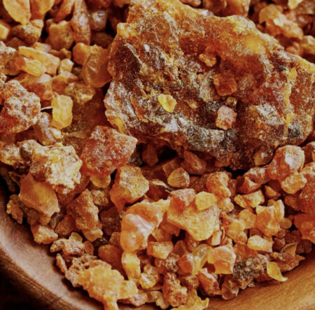 Smola Mira (Smirna) za kađenje